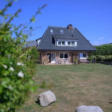 Haus Westsee Eg Mit Garten Apartment Wenningstedt-Braderup